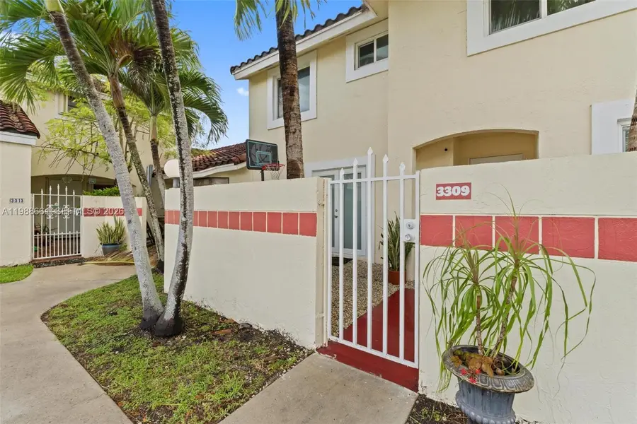 3309 San Remo Cir, Homestead, FL 33035 - #3