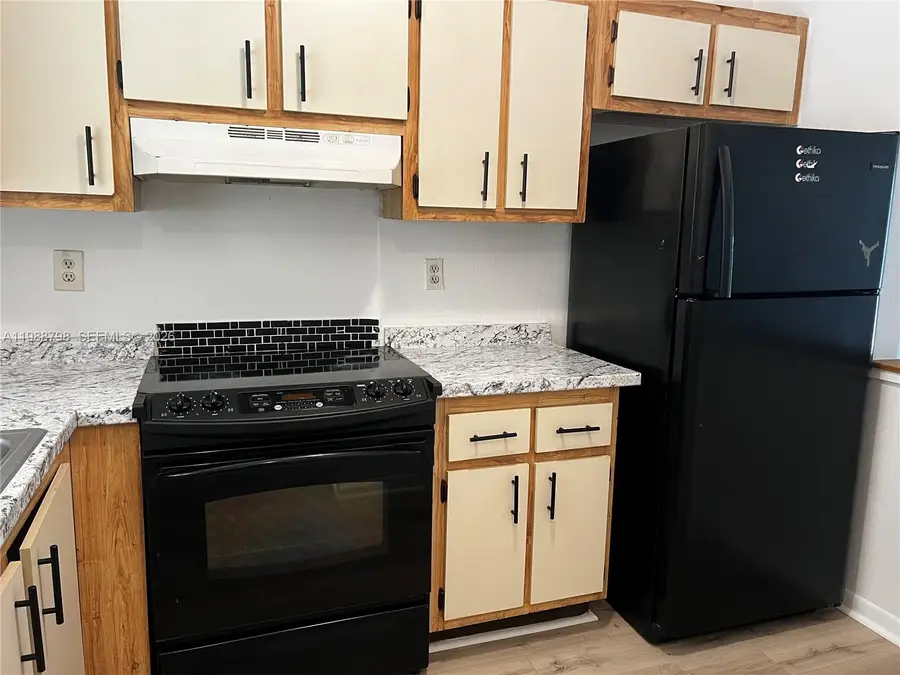 6001 Shakerwood Cir #204, Tamarac, FL 33319 - #3