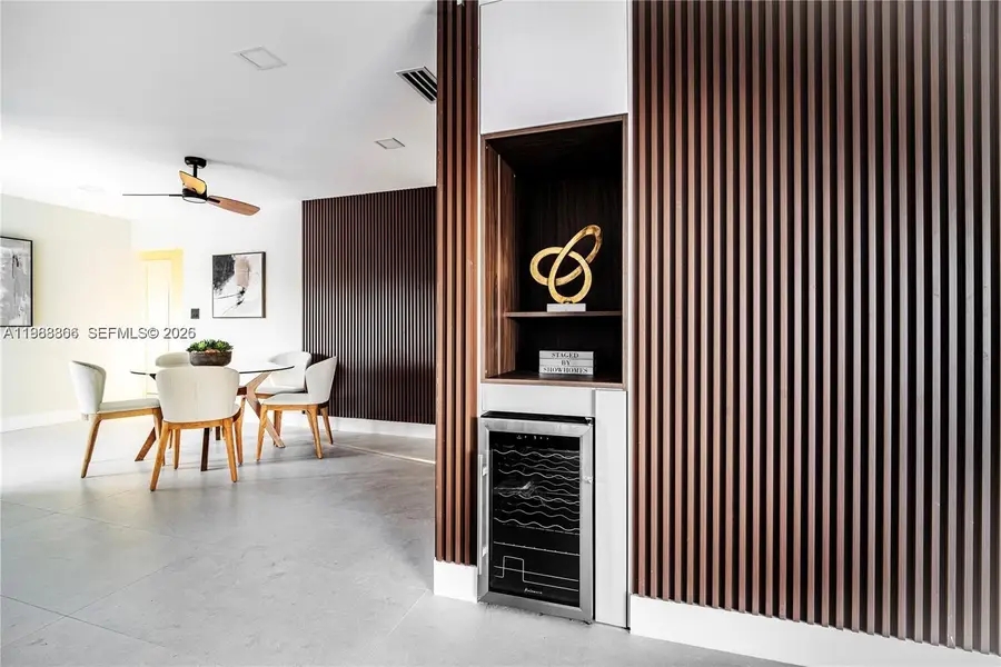 5561 NE 28th Ave, Fort Lauderdale, FL 33308 - #3