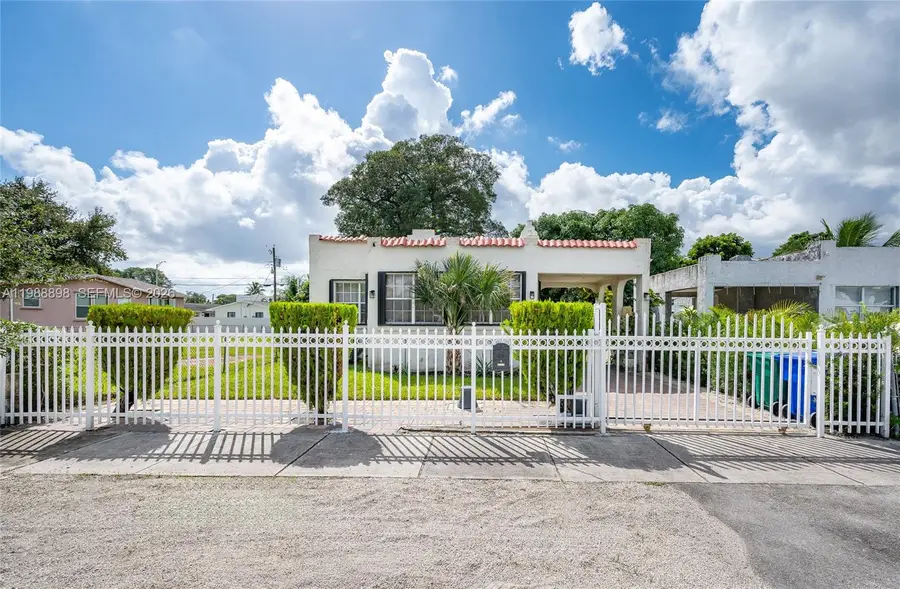 1844 NW 47th St, Miami, FL 33142 - #3