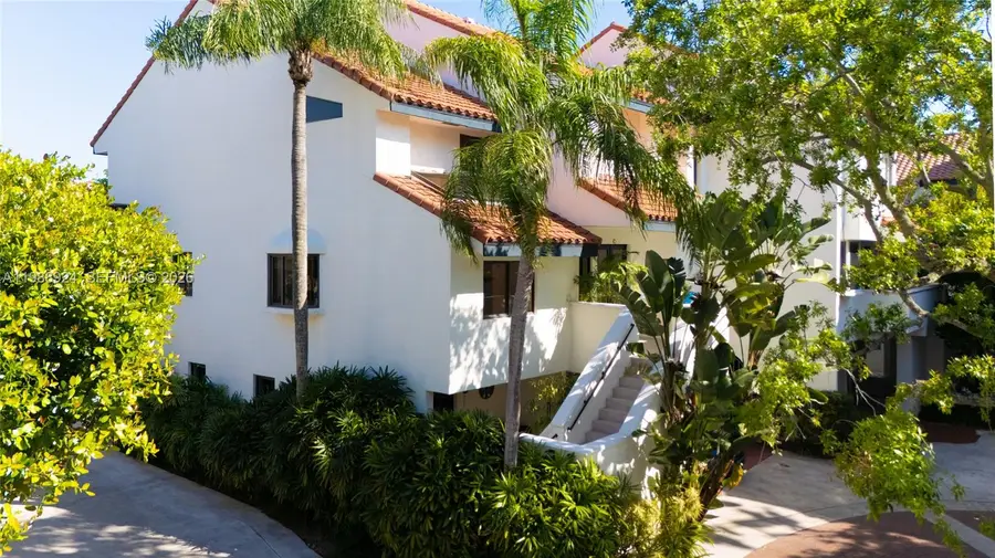 2000 S Bayshore Dr #24, Miami, FL 33133 - #2