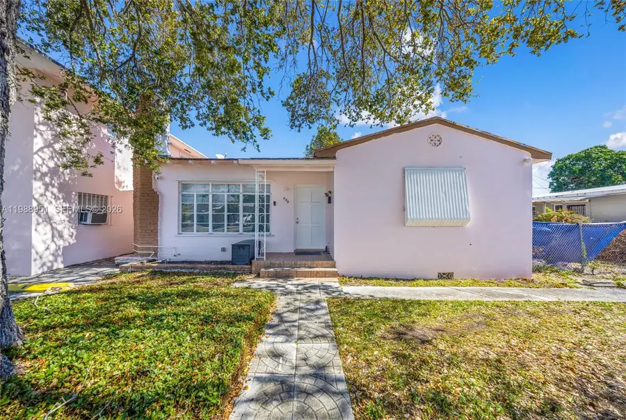 605 NW 34th Ave, Miami, FL 33125 - #2
