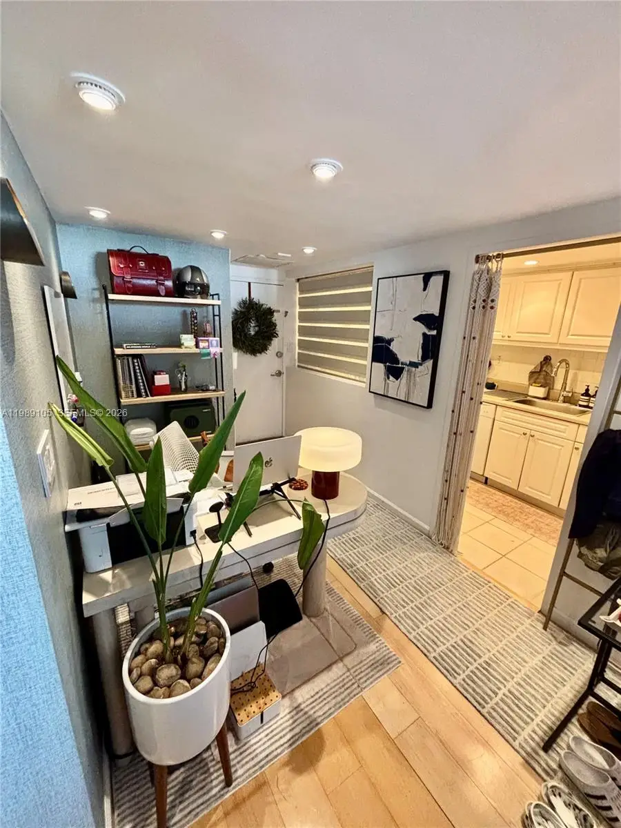 1000 West Ave #1122, Miami Beach, FL 33139 - #2