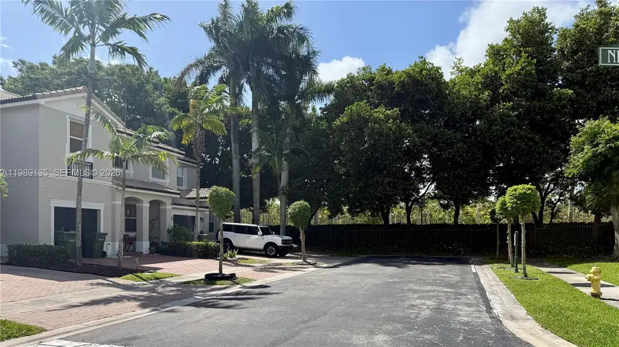 909 NE 42nd Ave, Homestead, FL 33033 - #3