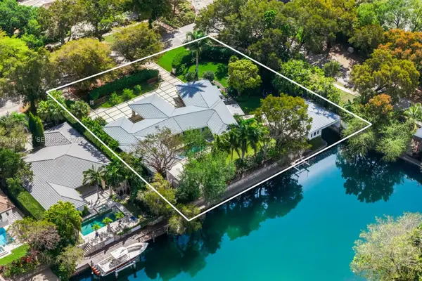 6120 Riviera Dr, Coral Gables, FL 33146