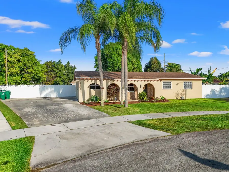 3605 SW 122nd Pl, Miami, FL 33175 - #3