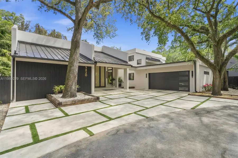 5820 SW 33rd Ln, Hollywood, FL 33312 - #2