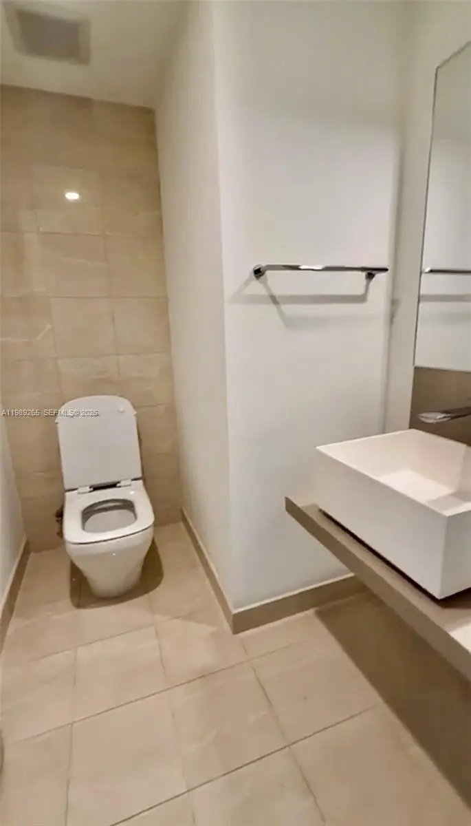 1000 Brickell Plz #2008, Miami, FL 33131 - #2