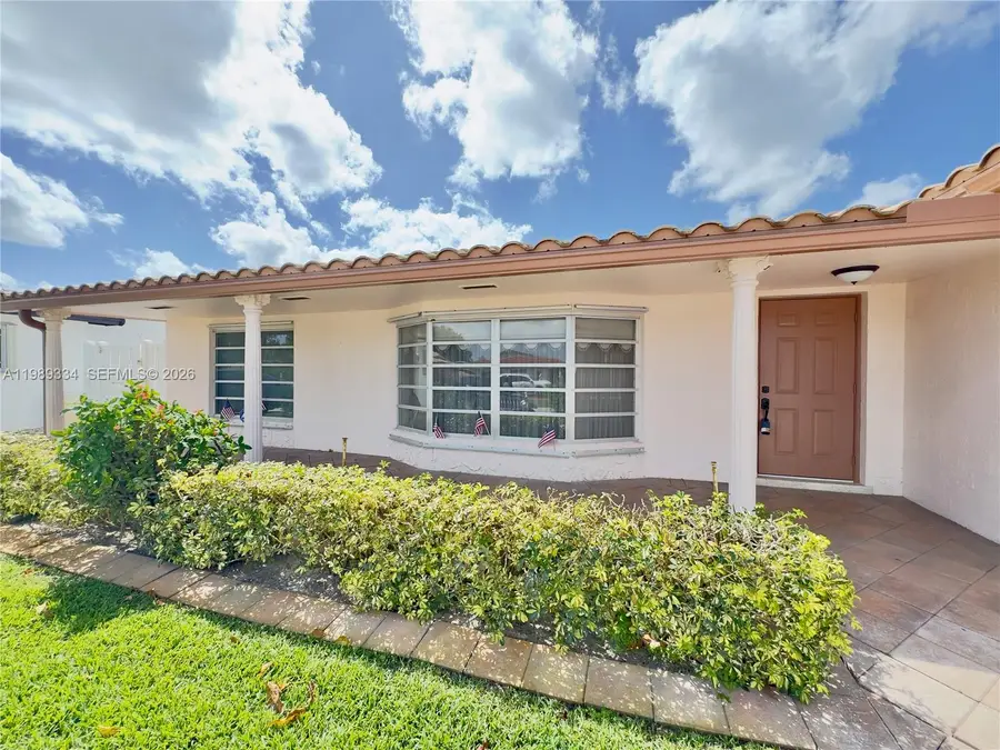 10650 NW 19th St, Pembroke Pines, FL 33026 - #2