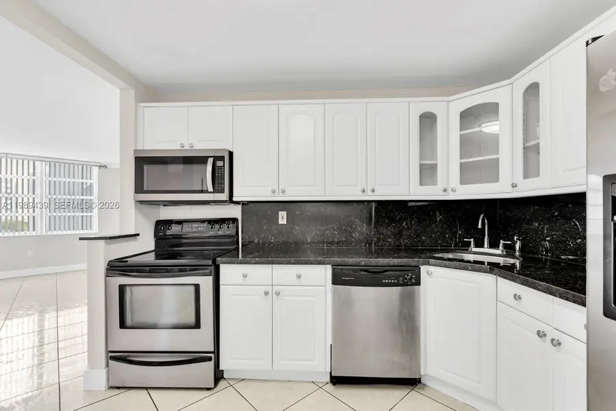 2750 NE 183rd St #806, Aventura, FL 33160 - #3