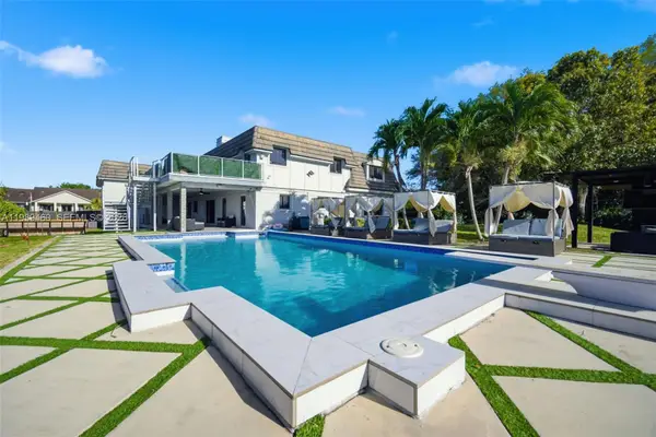 2201 SW 115th Ter, Davie, FL 33325