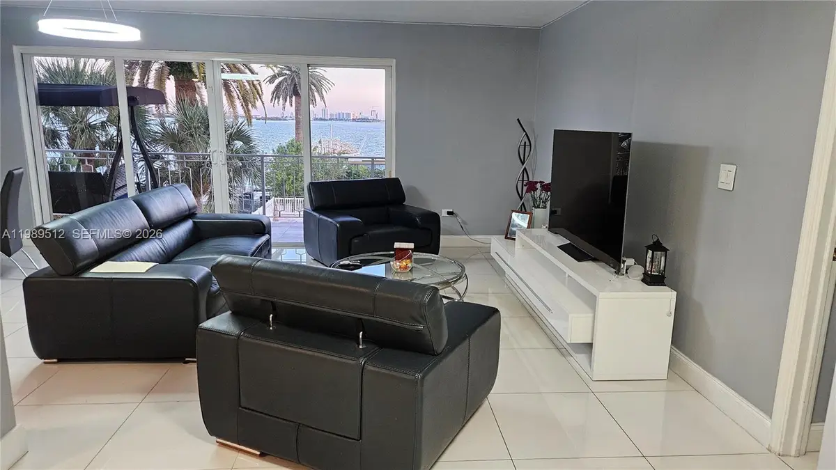 11111 Biscayne Blvd #3F, Miami, FL 33181 - #1