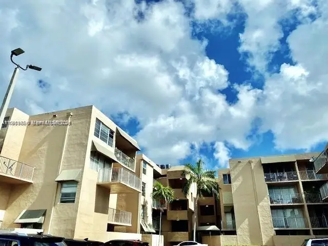 10801 SW 109th Ct #D103, Miami, FL 33176 - #1