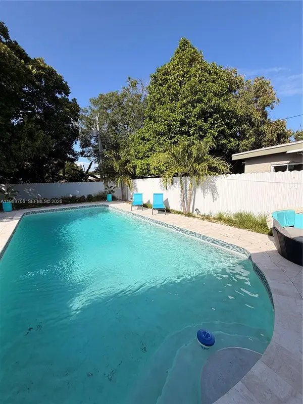 1161 NW 15th St, Fort Lauderdale, FL 33311