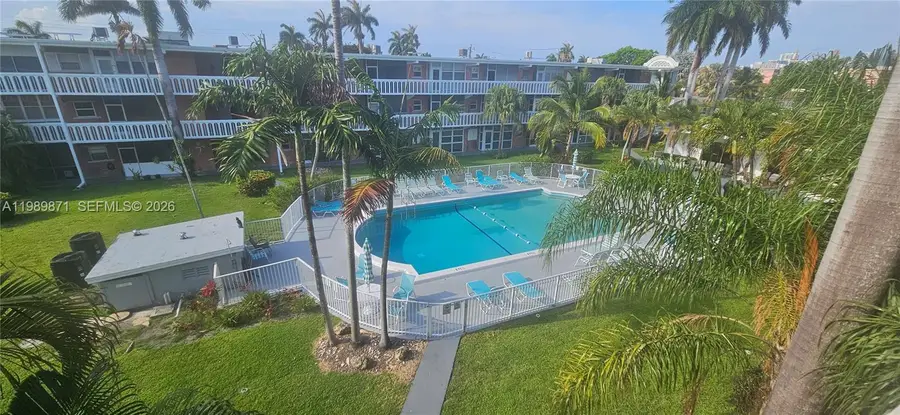 141 NE 10th Ave #22C, Hallandale Beach, FL 33009 - #2