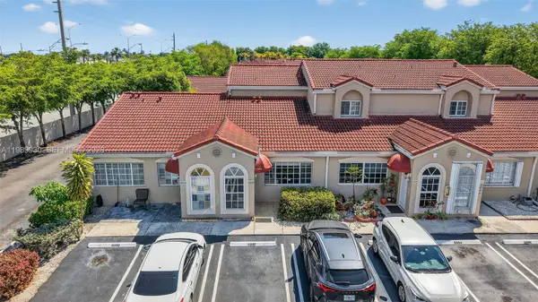 6802 NW 166th Ter #602, Miami Lakes, FL 33014