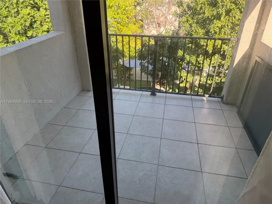 330 NW 33rd Ln, Pompano Beach, FL 33069 - #3