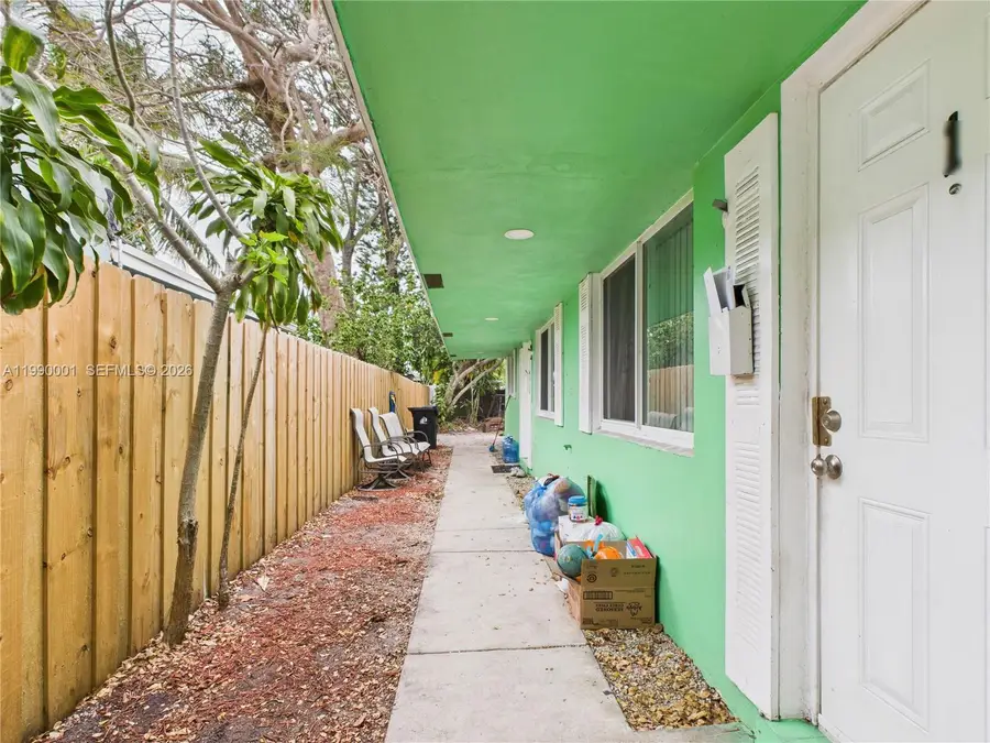 1713 SW 11th Ct, Fort Lauderdale, FL 33312 - #2