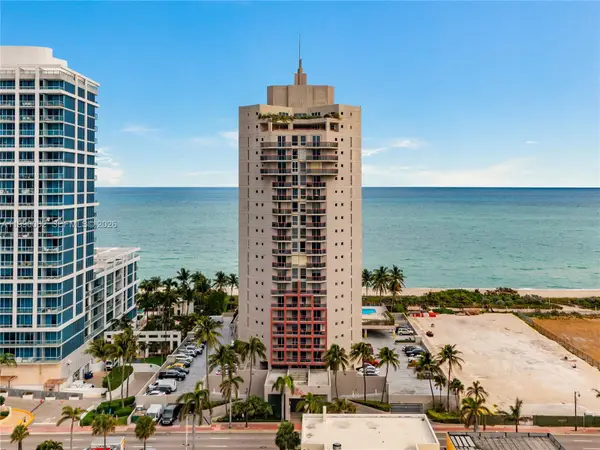 6767 Collins Ave #1704, Miami Beach, FL 33141