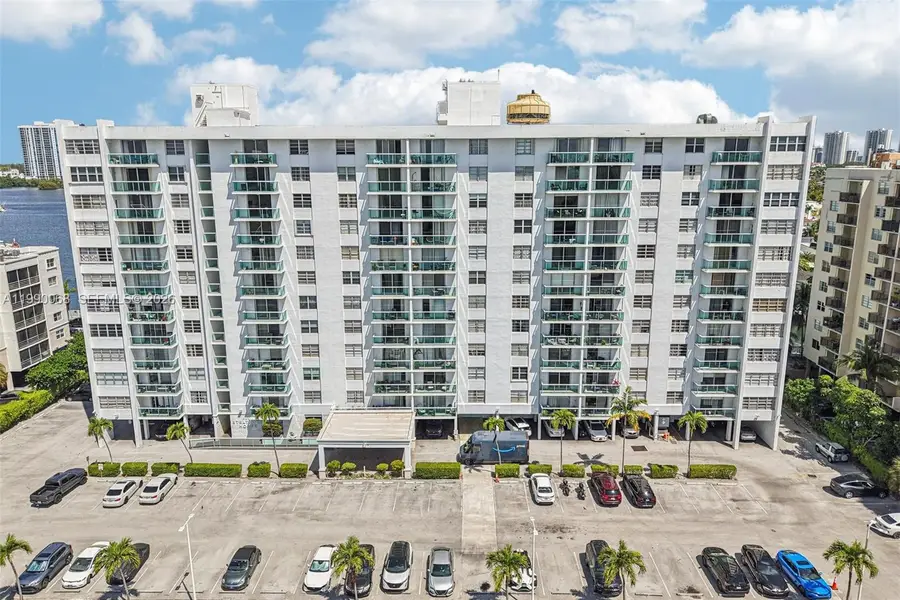 2841 NE 163rd St #605, North Miami Beach, FL 33160 - #3