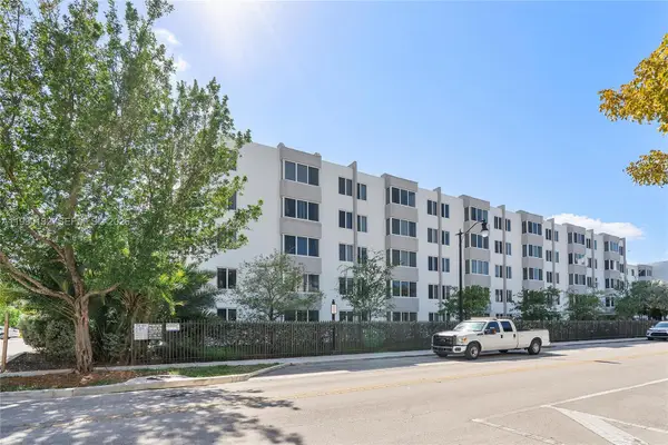 250 180th Dr #456, Sunny Isles Beach, FL 33160