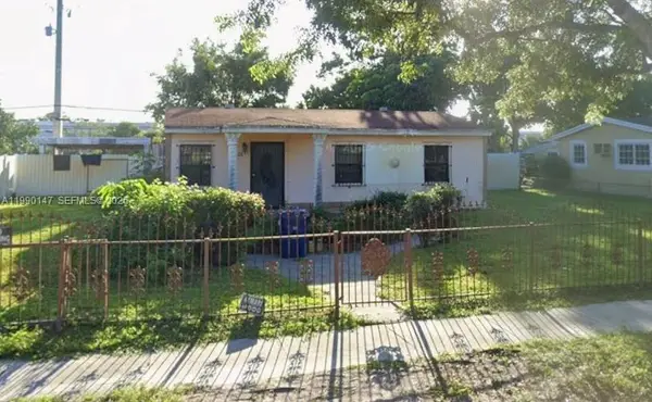 16401 NW 17th Ct, Miami Gardens, FL 33054