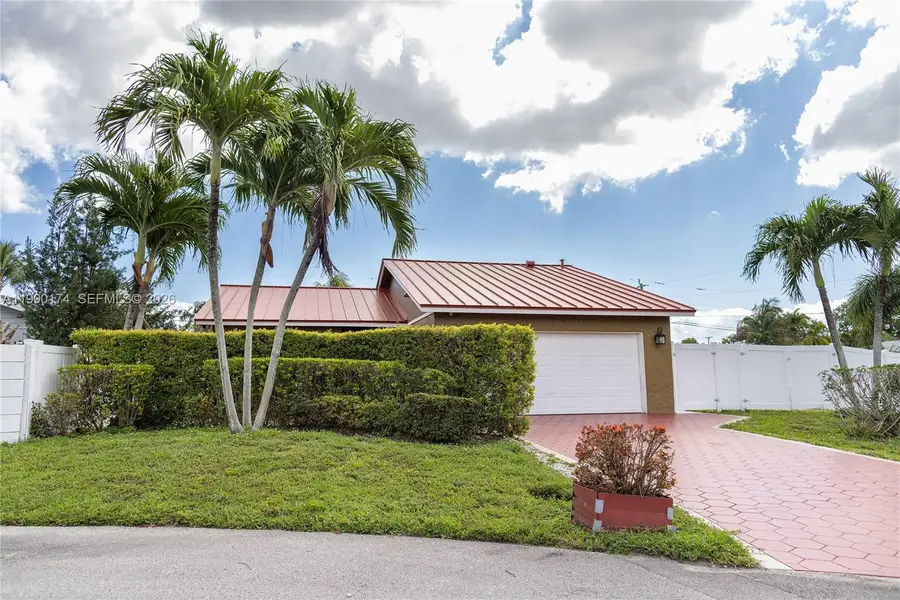 4548 SW 28th Way, Dania Beach, FL 33312 - #2