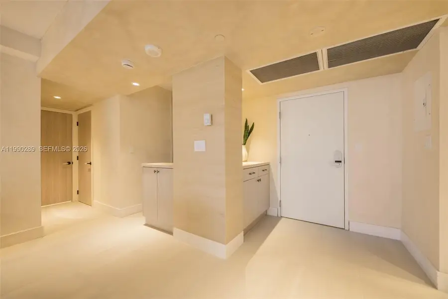 2301 Collins Ave #526, Miami Beach, FL 33139 - #3