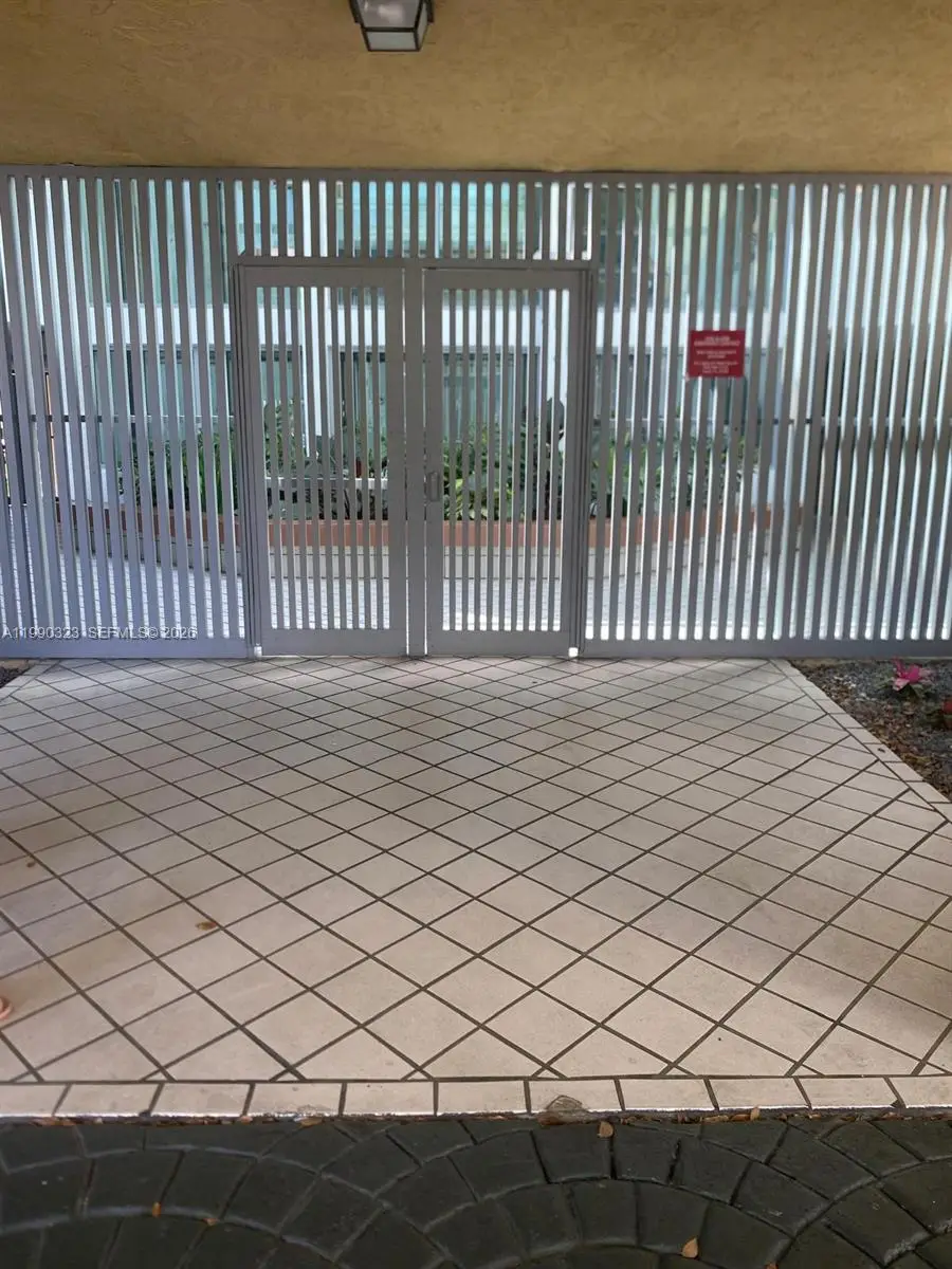 11800 SW 18th St #108-4, Miami, FL 33175 - #3