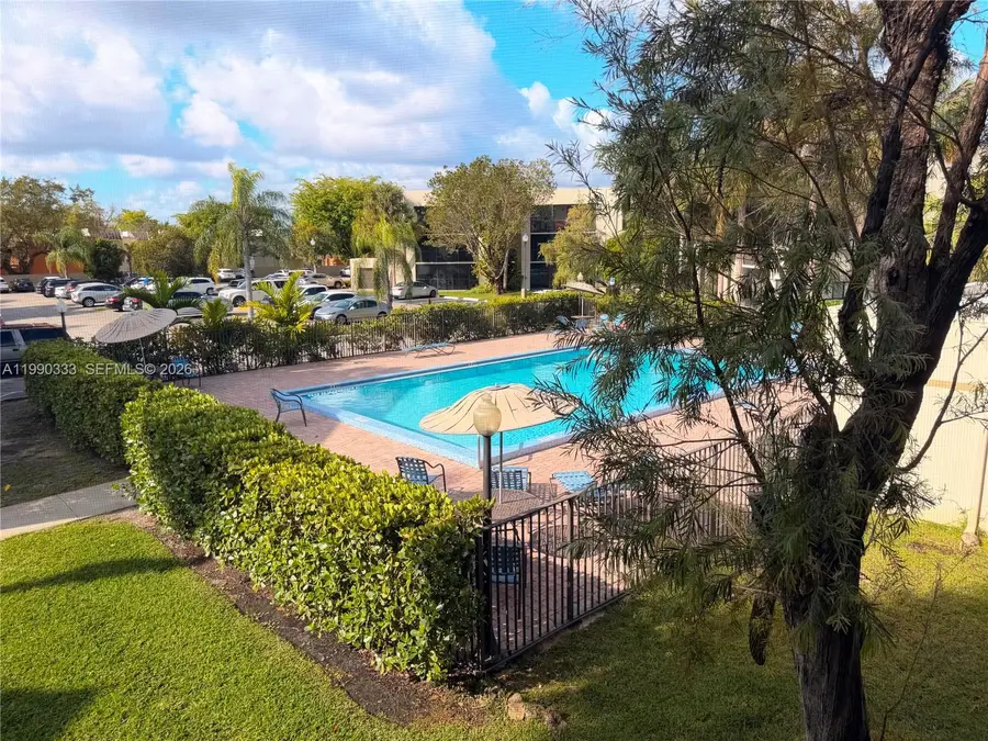 8025 SW 107th Ave #213, Miami, FL 33173 - #2