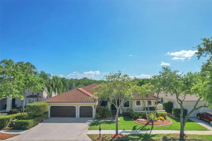 219 Landings Blvd, Weston, FL 33327 - #2