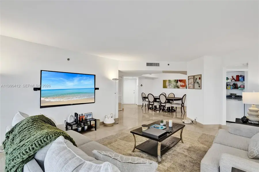 3598 Yacht Club Dr #702, Aventura, FL 33180 - #2