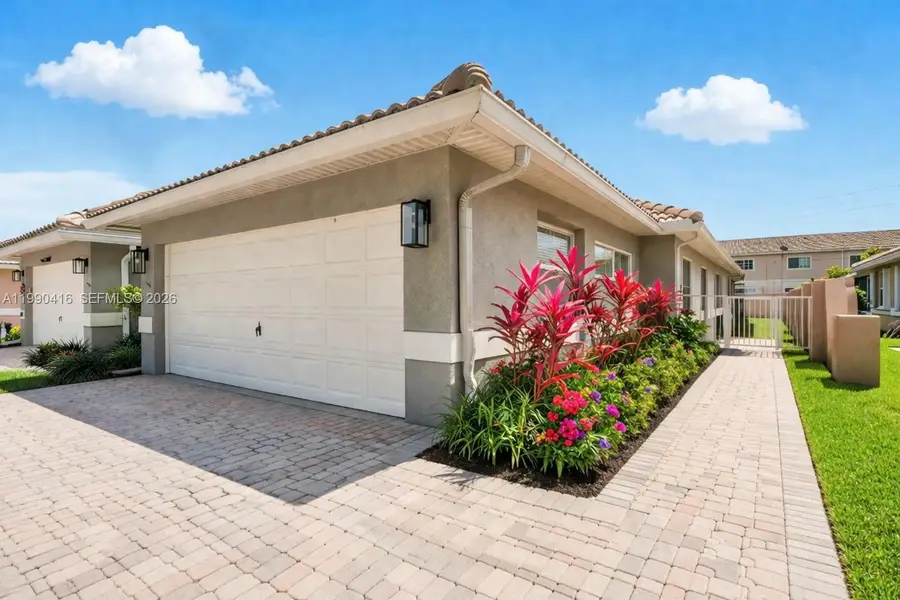 5477 Grande Palm Cir, Delray Beach, FL 33484 - #2