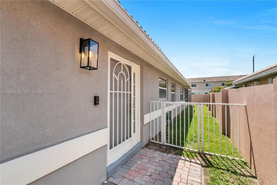 5477 Grande Palm Cir, Delray Beach, FL 33484 - #3