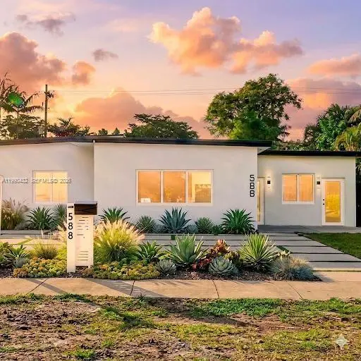 588 Palmetto Dr, Miami Springs, FL 33166