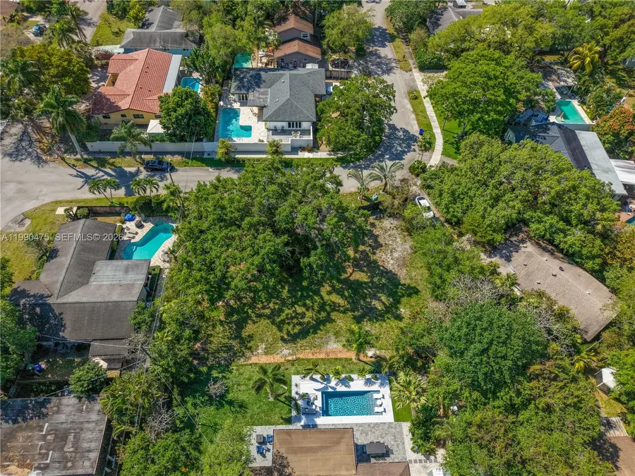 2415 SW 18th Ct, Fort Lauderdale, FL 33312 - #3