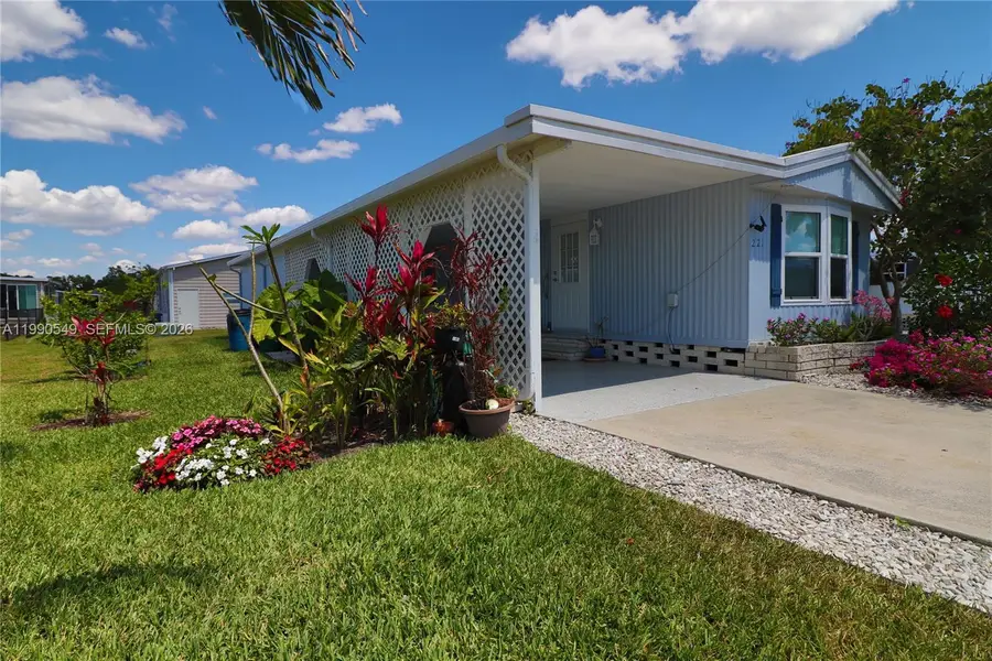 221 Grassy Key, Naples, FL 34114 - #2