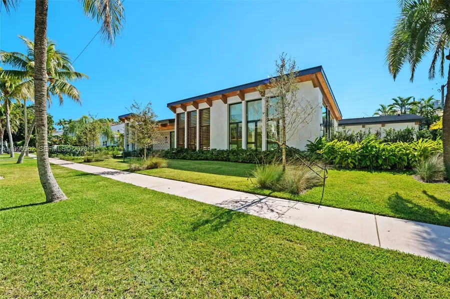 6716 San Vicente St, Coral Gables, FL 33146 - #2