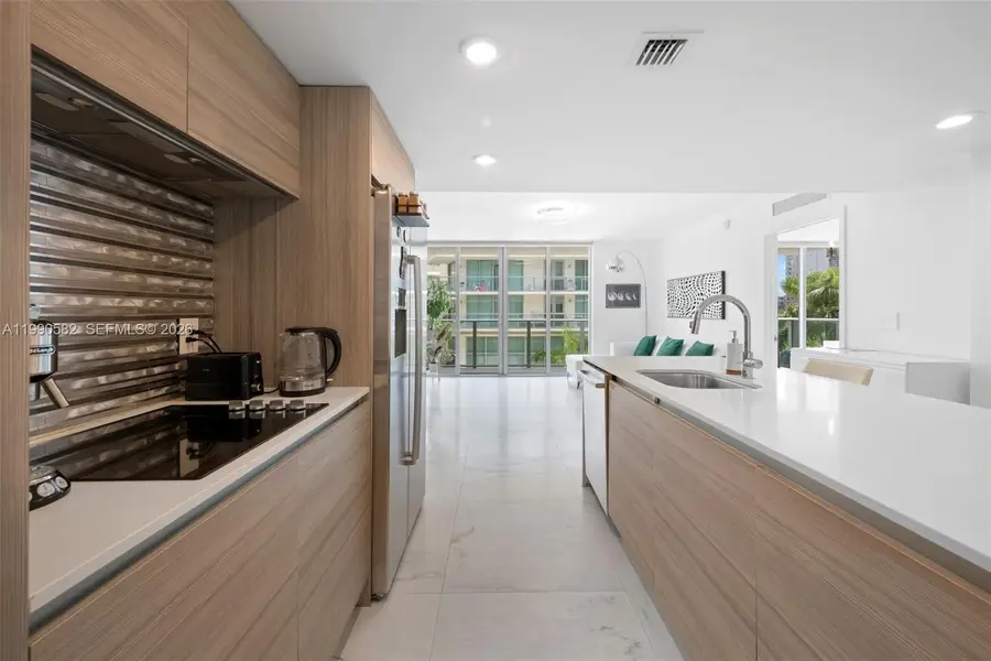 6610 Indian Creek Dr #406, Miami Beach, FL 33141 - #3