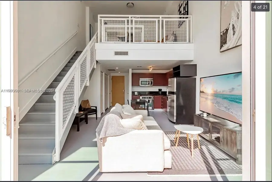 253 NE 2nd St #617, Miami, FL 33132 - #3