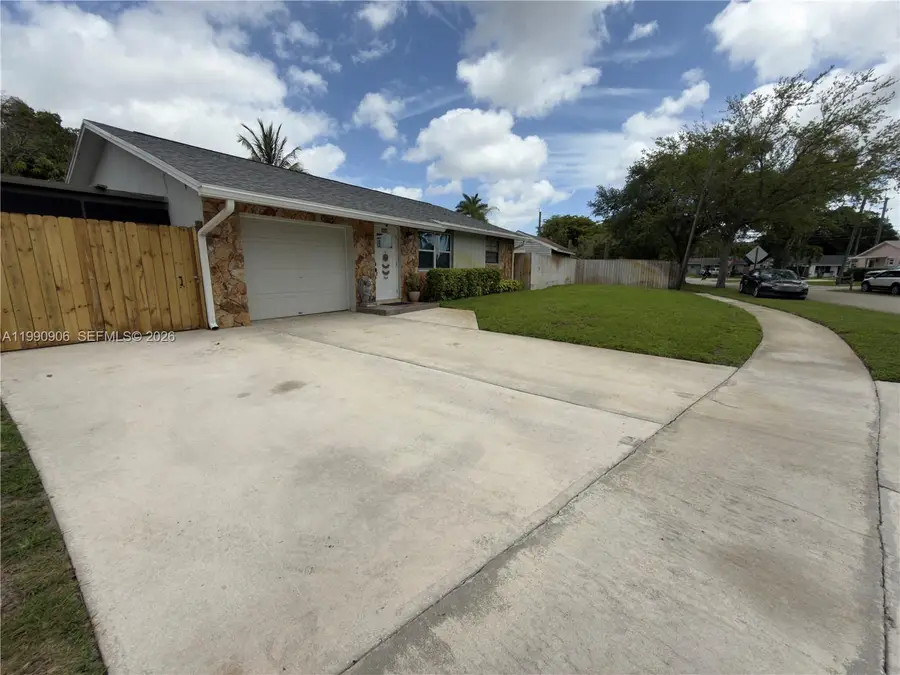Address Withheld By Seller, Davie, FL 33314 - #2