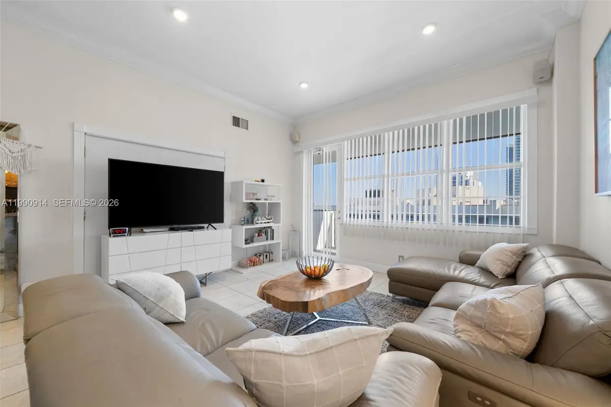 3725 S Ocean Dr #PH18, Hollywood, FL 33019 - #1