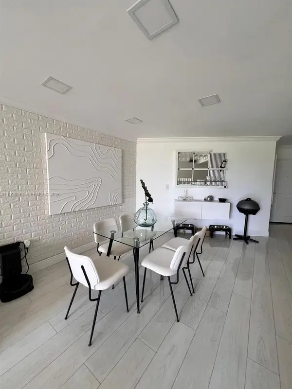 6955 NW 186th St #F104, Hialeah, FL 33015