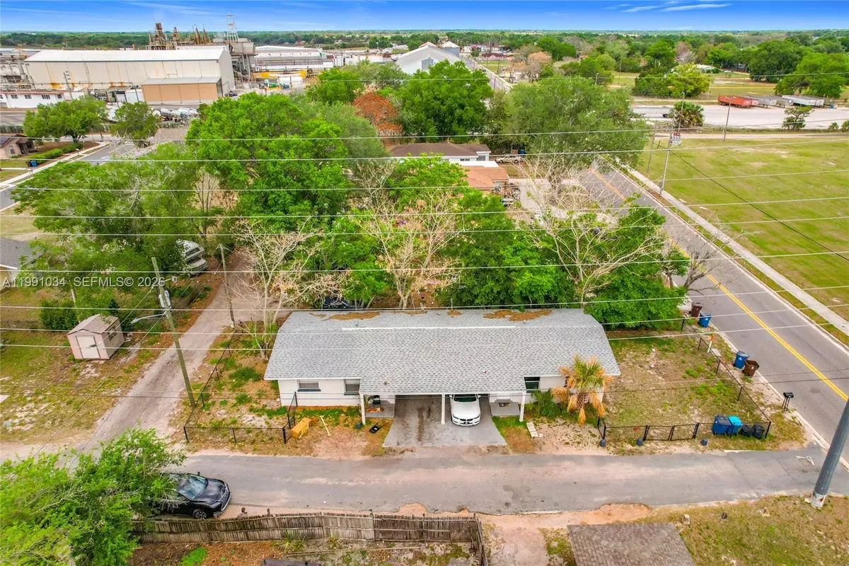 627 Washington Avenue, Lake Wales, FL 33853 - #1