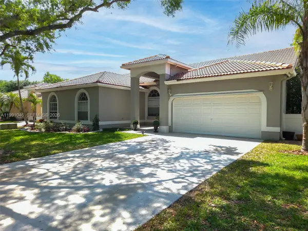5318 NW 57th Ave, Coral Springs, FL 33067