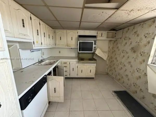 2615 NE 1st Ct #305, Boynton Beach, FL 33435