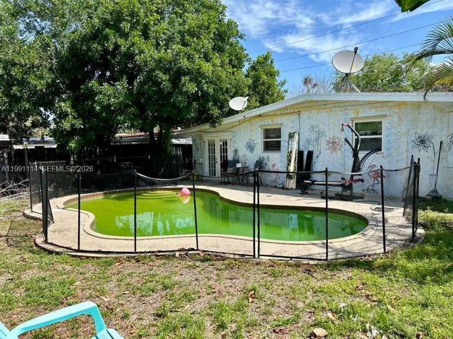 51 Davis Rd, Palm Springs, FL 33461 - #2