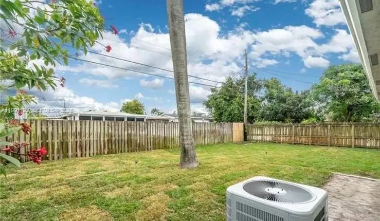 4680 NE 2nd Ave, Oakland Park, FL 33334 - #3