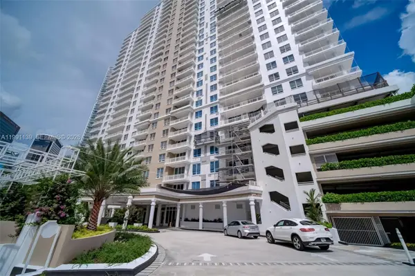 801 Brickell Key Blvd #2502, Miami, FL 33131