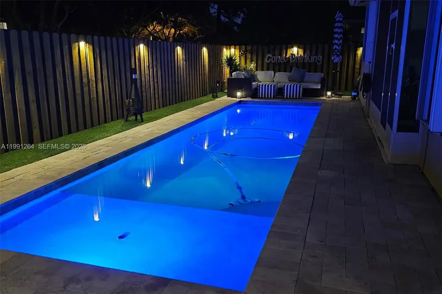 2021 SE 17th Ave, Homestead, FL 33035 - #2